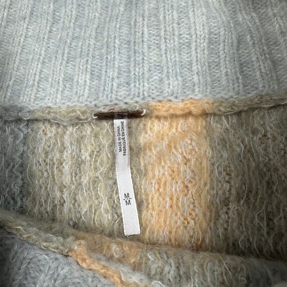 Free People Willow Poncho Cream Gray Sweater Pullover Oversized Aztec Medium - Picture 8 of 14